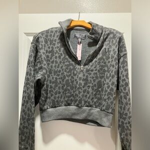 Victorias secret 3/4 zip sweatshirt.  Gray Leopard print Size-S   New with tags